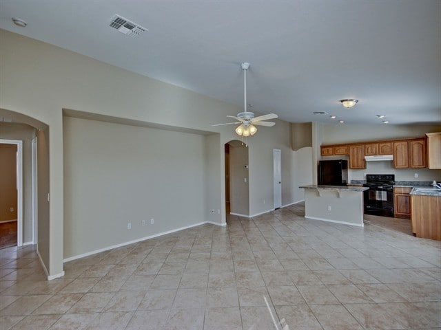 Building Photo - 8110 S 48th Ln