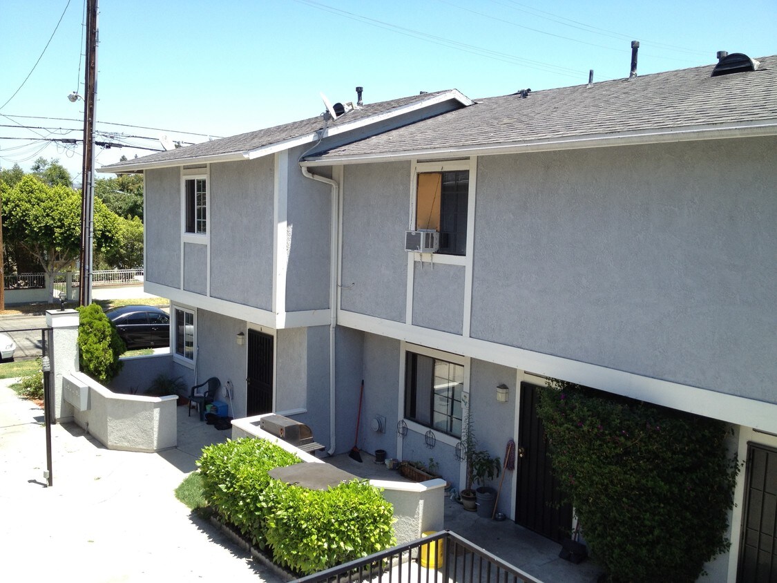Foto del edificio - 11890 Sproul St