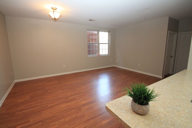 Sala de estar - Apartments at The Schoolhouse