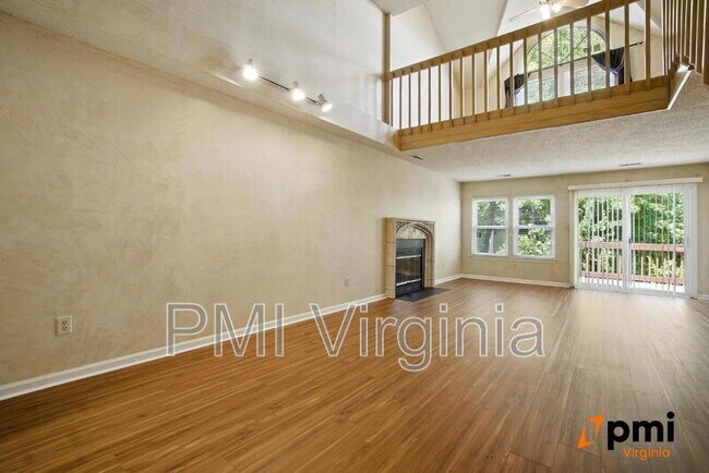 Foto del edificio - 5516 Fountain Ct
