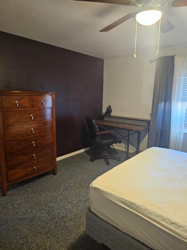 Foto del edificio - 713 S 1850 W