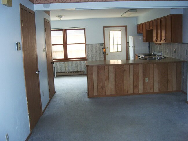 Building Photo - 2059 Mary Ellen Ln