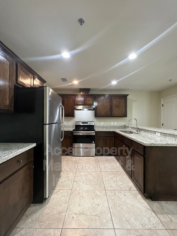 Foto del edificio - 2603 E Eisenhower Ave