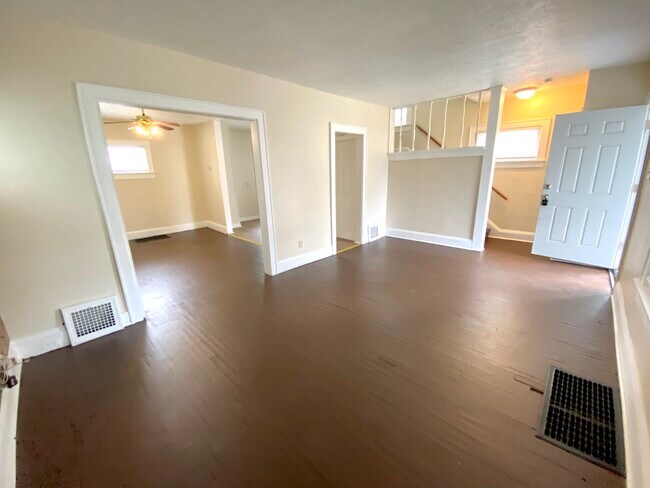 Building Photo - 2302 10th St NW