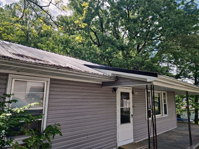 Building Photo - 748 Steakley Dr