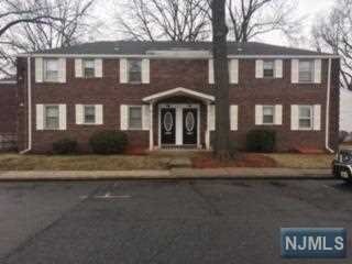 Primary Photo - 425 Ridge Rd