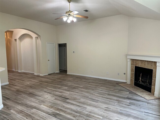 Foto del edificio - 17234 Rancho Verde Way