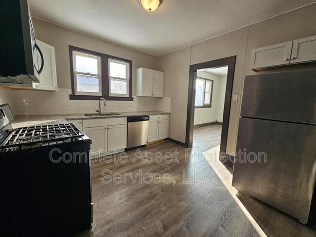 Building Photo - 1216 Kentucky St