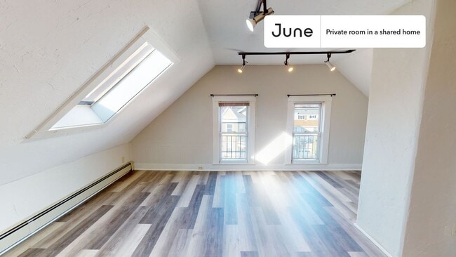 Building Photo - Room in Shared 2 bed/1 bath home in Somerville