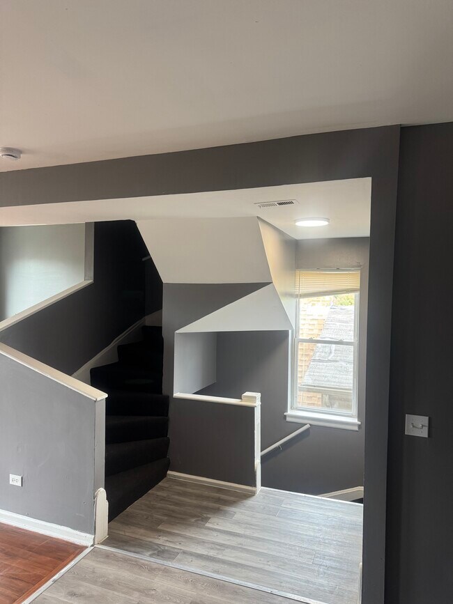 Foto del edificio - 1619 S Harding Ave