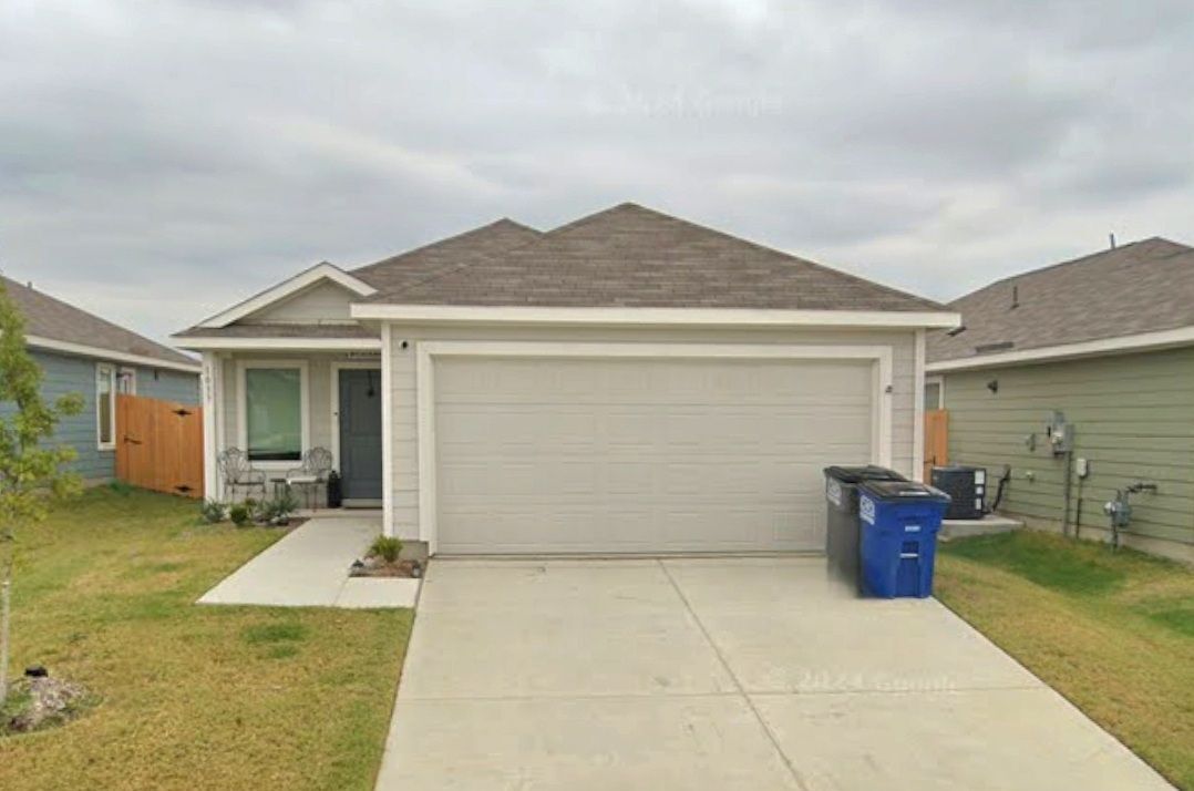 Foto principal - 1033 Mountain Laurel Rd