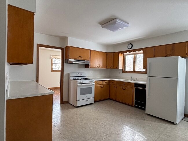 Building Photo - 2208 Stieg Rd