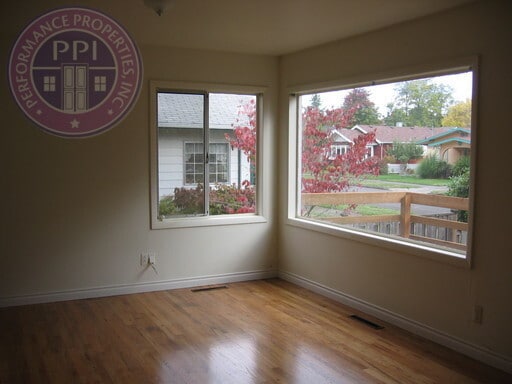 Photo - Pet Friendly South Tabor Home. Hardwood Floors! Huge Fenced back yard!  No Deposit With Rhino!