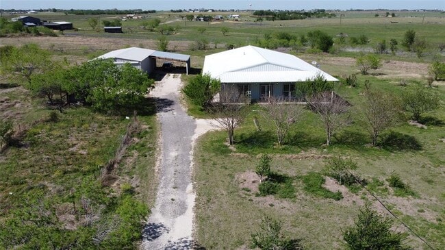 Building Photo - 333 Co Rd 497