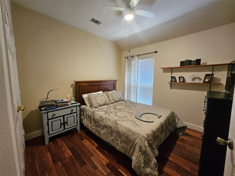 Foto del edificio - 2813 Gulf Breeze Ct