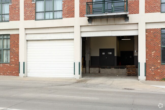 Brown Camp Lofts Apartments Des Moines Ia Building Photo Brown Camp Lofts