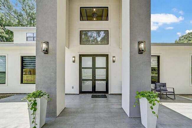 Foto del edificio - 26511 Meadow Ln