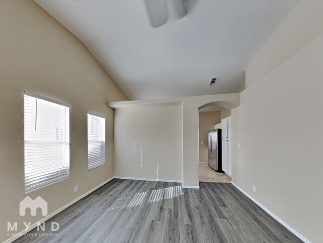 Building Photo - 3415 White Stallion Ct