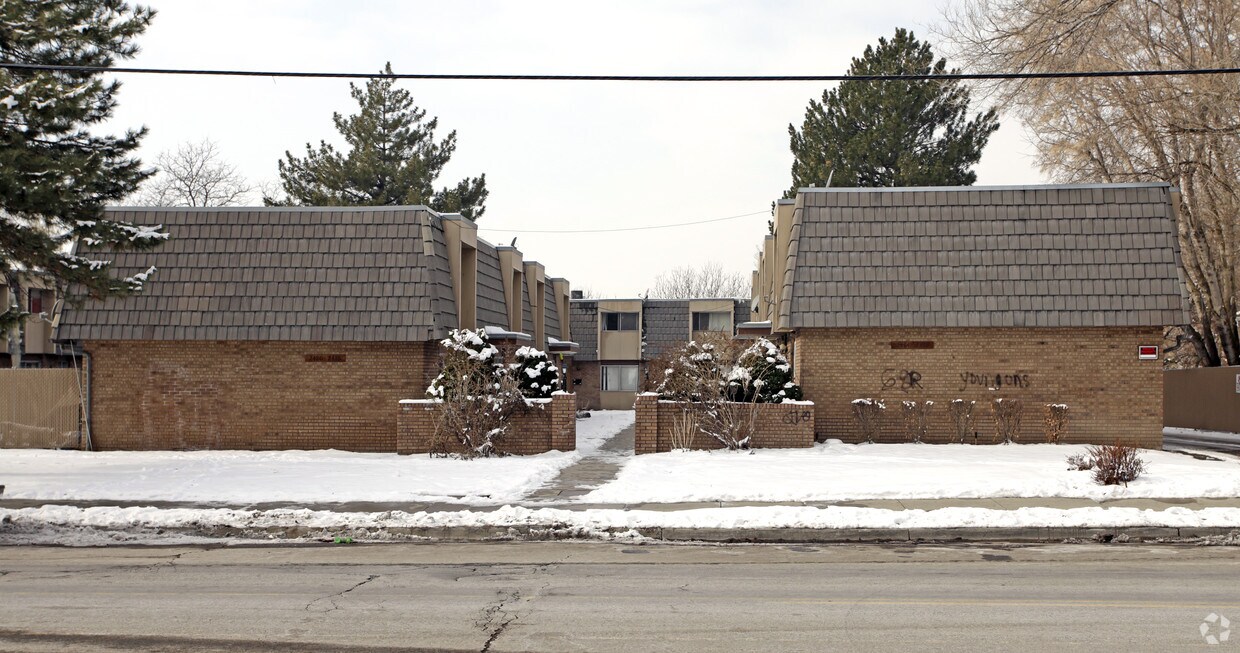 Forest Creek - Forest Creek Apartments