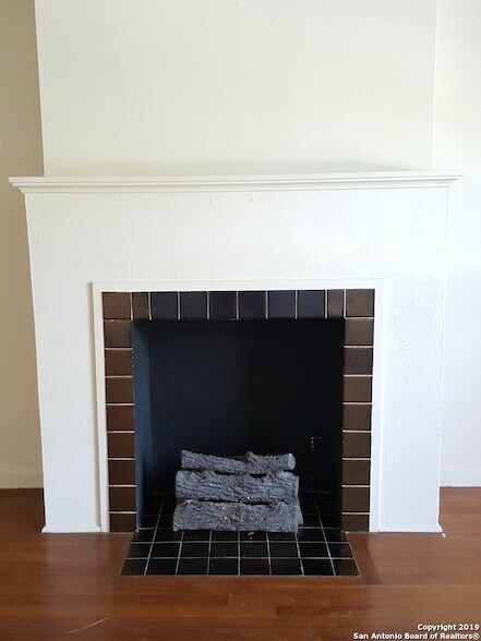 Foto del edificio - 230 E Mulberry Ave