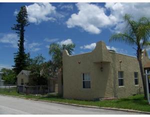 Building Photo - 404 S M St