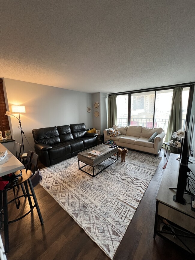 Foto del edificio - 3660 N Lake Shore Dr
