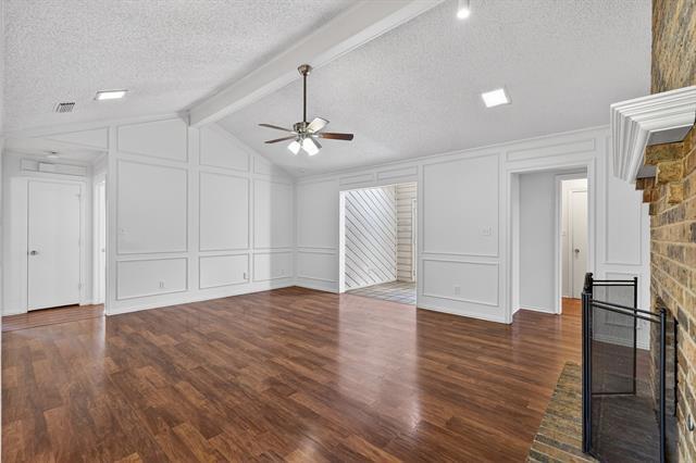 Building Photo - 2403 Ridgevalley Dr