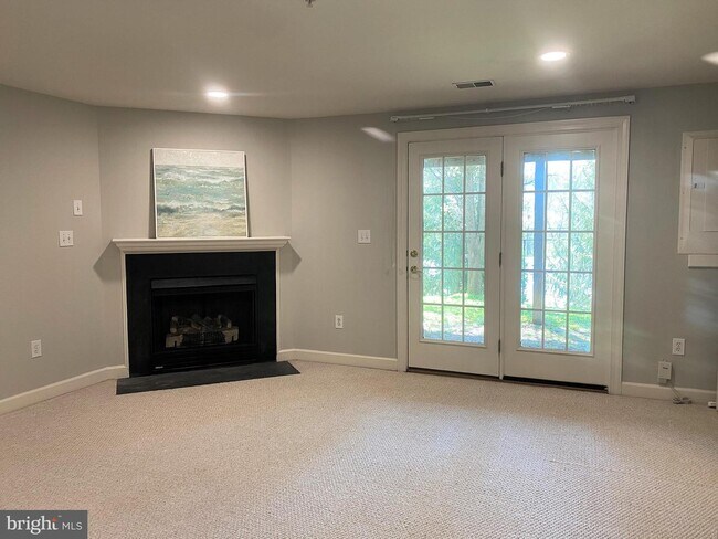 Building Photo - 14109 Calabash Ln