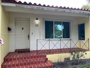 Building Photo - 630 SW 25th Rd