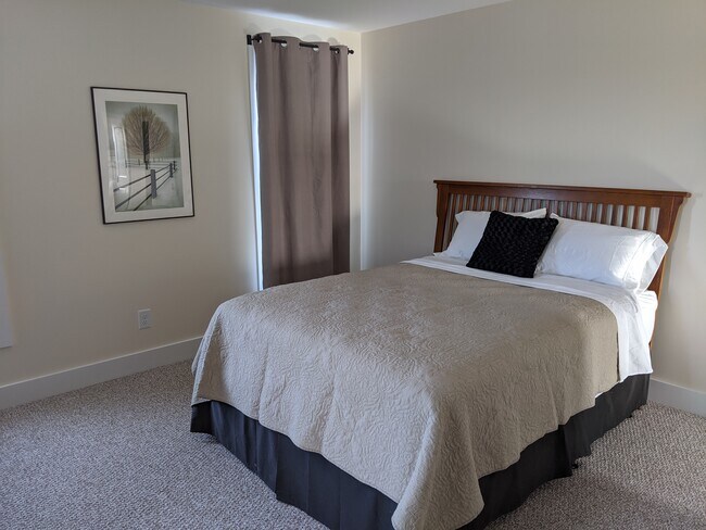 Bedroom 2 - 4001 Stanley Rd