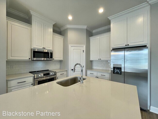 Building Photo - 3 br, 2 bath House - Americana 186/1243 Ha...