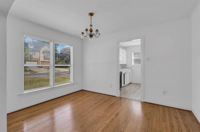 Foto del edificio - 6122 Tremont St