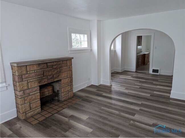 Foto del edificio - 4331 Vermaas Ave