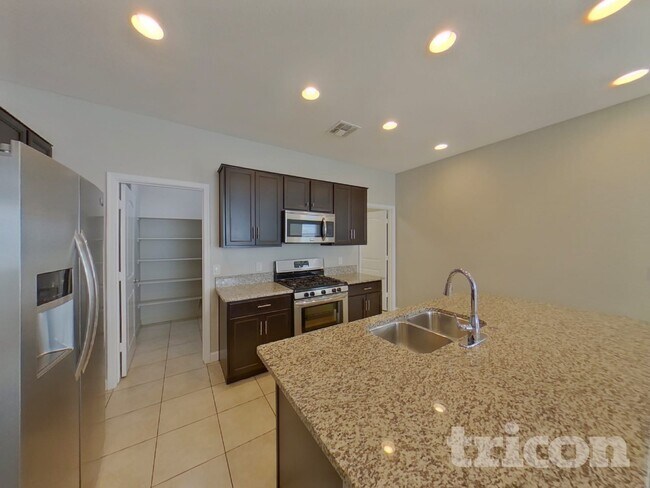 Foto del edificio - 20129 N Herbert Ave