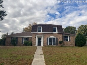 Building Photo - 2220 Baywater Dr