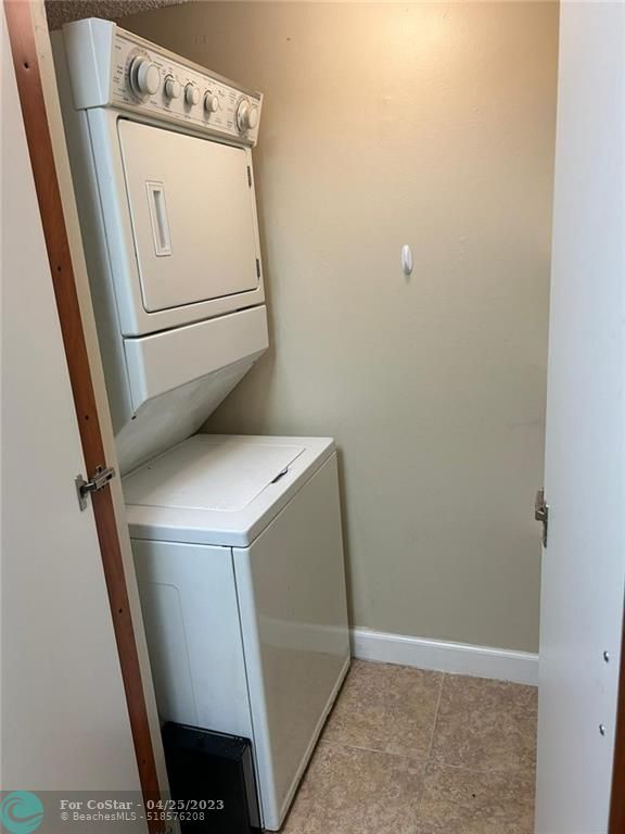 Foto del edificio - 540 S Park Rd