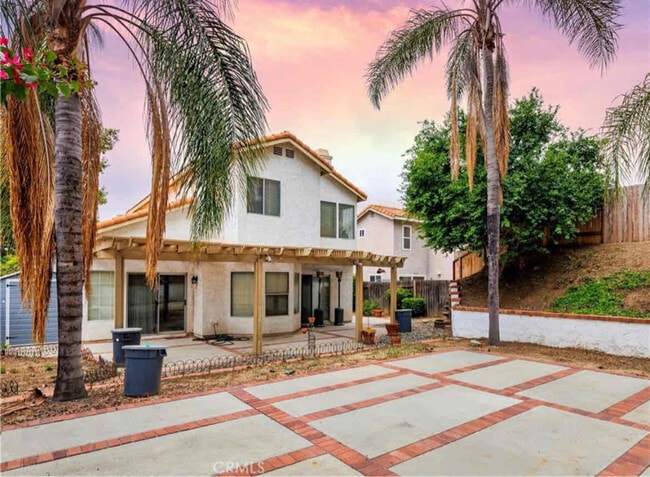 Building Photo - 23604 Tarara Dr