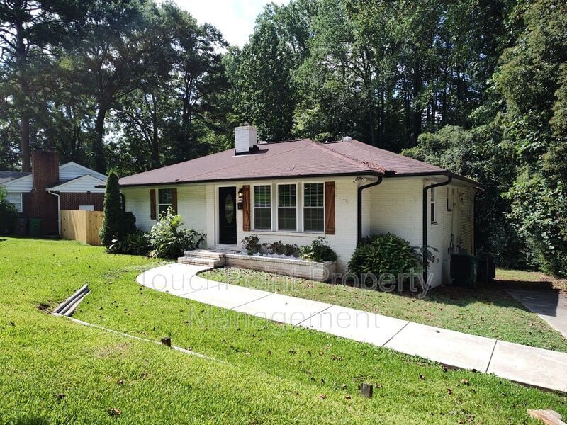 Primary Photo - 3401 Bonaire Dr