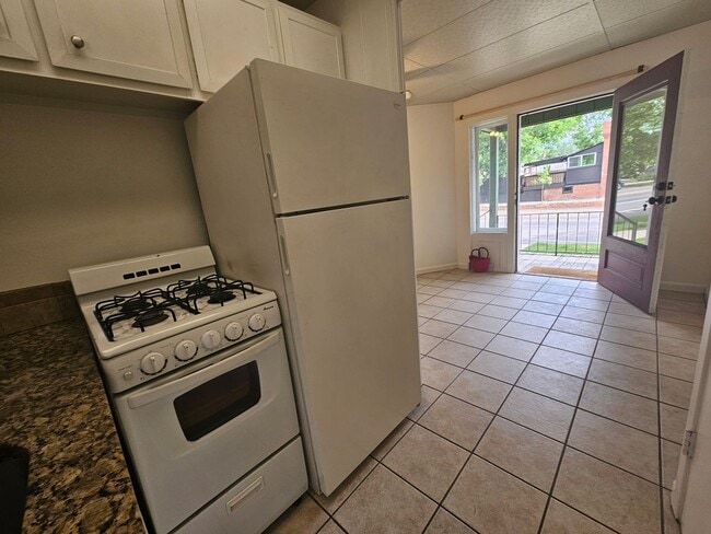 Highlands Adorable 1 Bedroom Apartment in ... - Highlands Adorable 1 Bedroom Apartment in ...