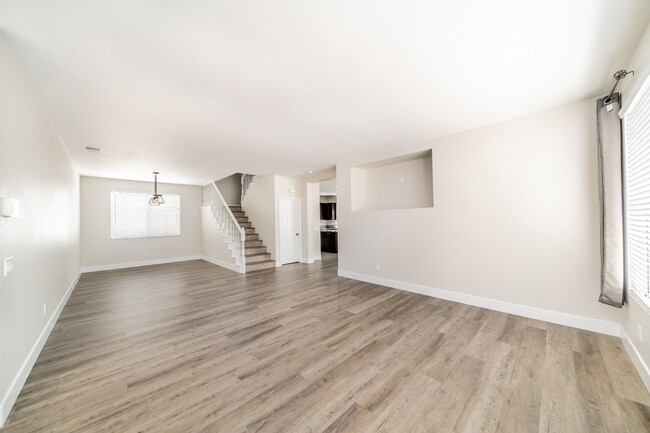 Foto del edificio - Welcome to 40048 Malacca Way, Murrieta – Y...