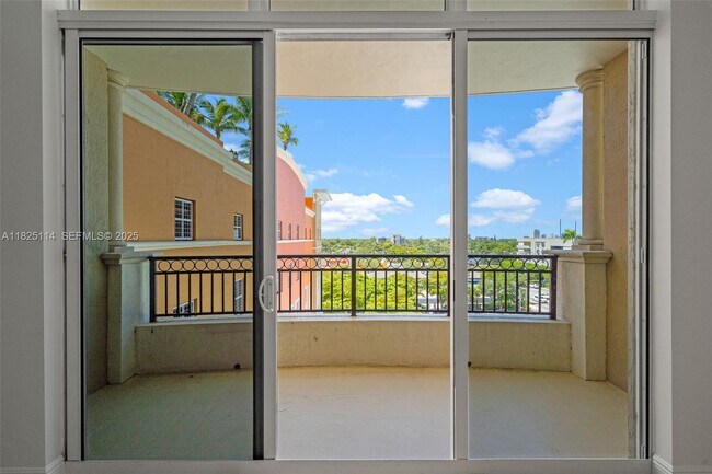 Foto del edificio - 3232 SW 22nd Terrace