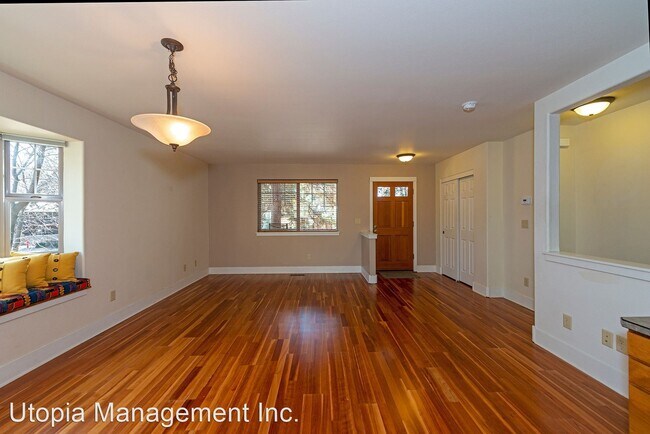 Building Photo - 2 br, 2.5 bath House - 1844 NW Shevlin Par...
