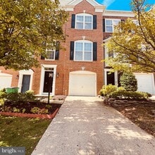 Building Photo - 8936 Singleleaf Cir