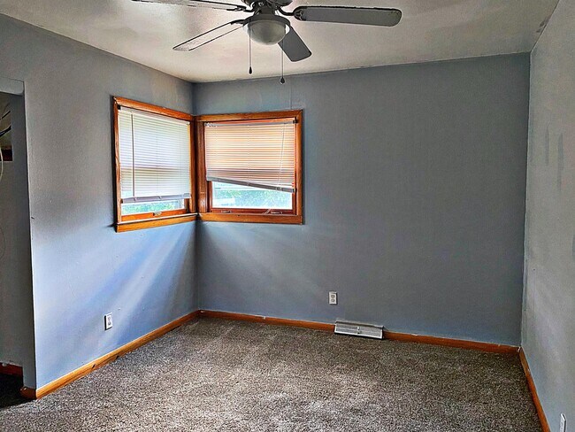 Foto del edificio - 5672 N 87th St