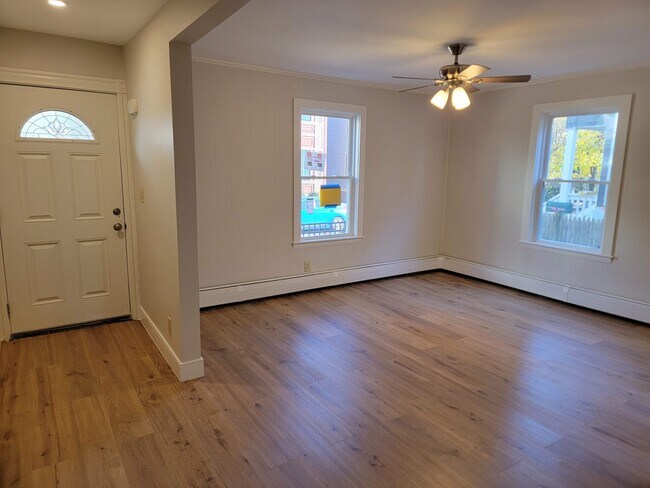 Living Room - 45 Kinnaird St