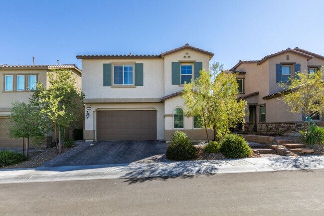 Foto del edificio - Gated, 4bed + loft with Bedroom and Full bathroom downstairs. Skye Canyon