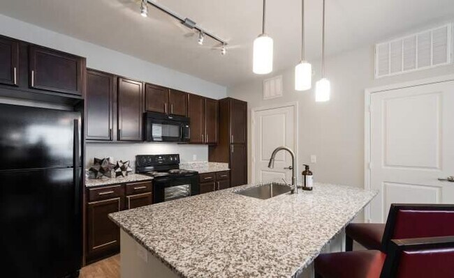 Building Photo - 1 bedroom in Tomball TX 77375