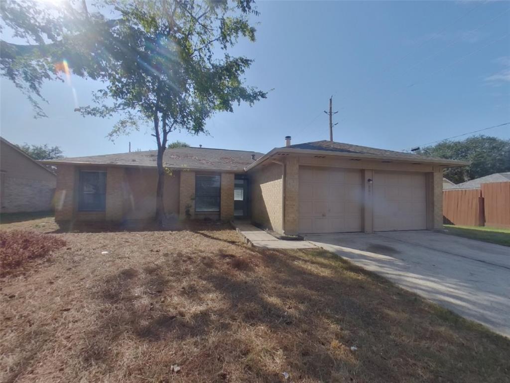 Primary Photo - 2802 N Spring Dr