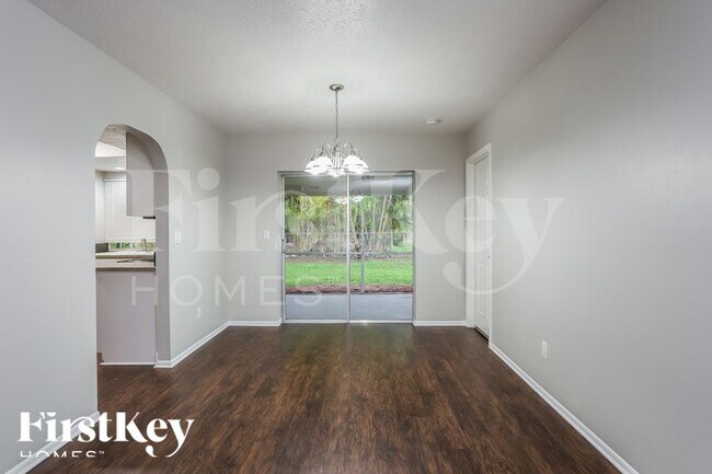 Foto del edificio - 3423 SE 8th Pl