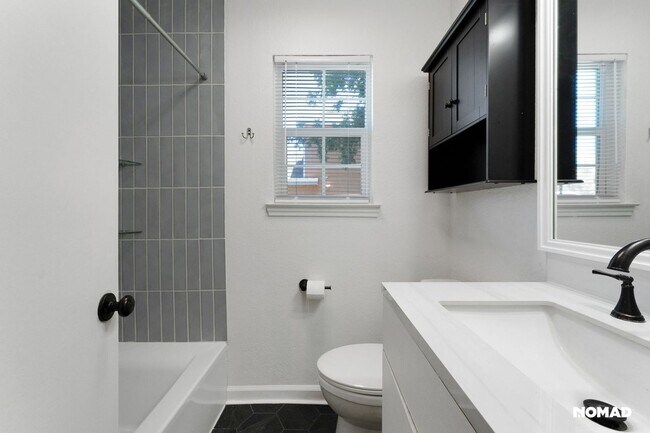 Foto del edificio - Charming 3BR House in Killeen